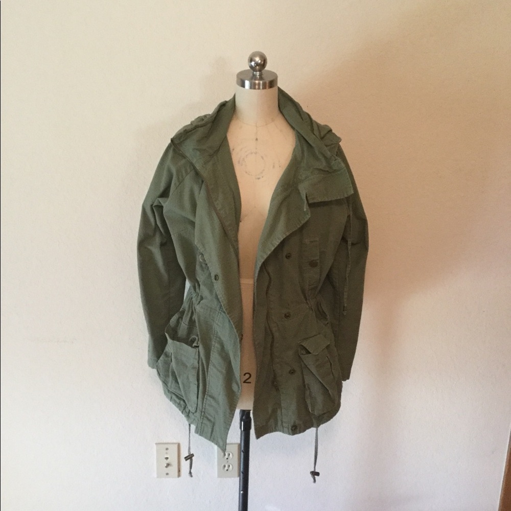 Army green jacket 🌿✨🌾
